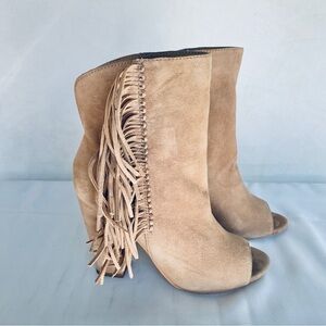 DOLCE Vita Fringe Pullon Open Toe Booties